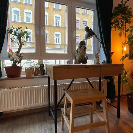 Kunstlerisches 2r-apartment Im Leipziger Westen, Karl-heine-kanal, Ruhige Lage * Leipzig