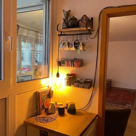 Apartment Kunstlerisches 2r-apartment Im Leipziger Westen, Karl-heine-kanal, Ruhige Lage Leipzig