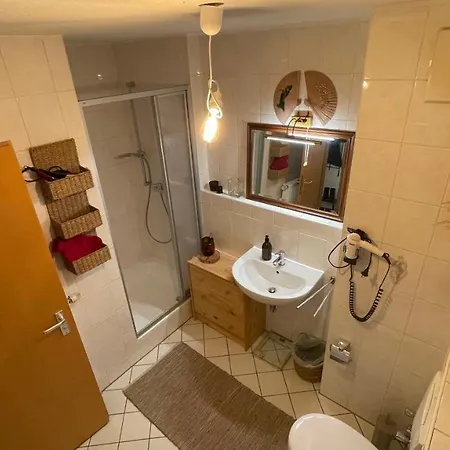 Kunstlerisches 2r-apartment Im Leipziger Westen, Karl-heine-kanal, Ruhige Lage Apartment Leipzig