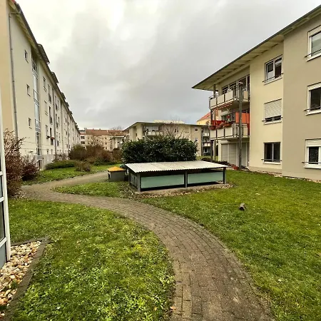 Apartment Kunstlerisches 2r-apartment Im Leipziger Westen, Karl-heine-kanal, Ruhige Lage Leipzig